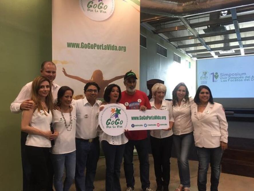 Los impulsores del movimiento, el actor Julio Bracho y los expositores compartieron alternativas para canalizar el dolor tras la muerte de un ser querido. (FOTOS: CORTESÍA GOGO POR LA VIDA)