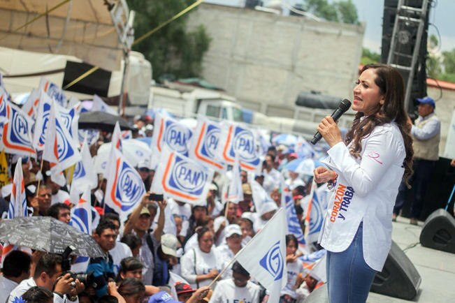 Rocha cierra campaña en el municipio de Cadereyta