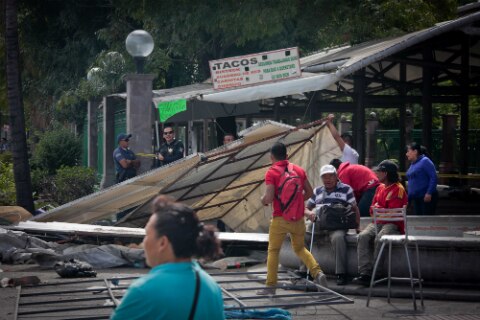 Avalan desalojo de la Alameda