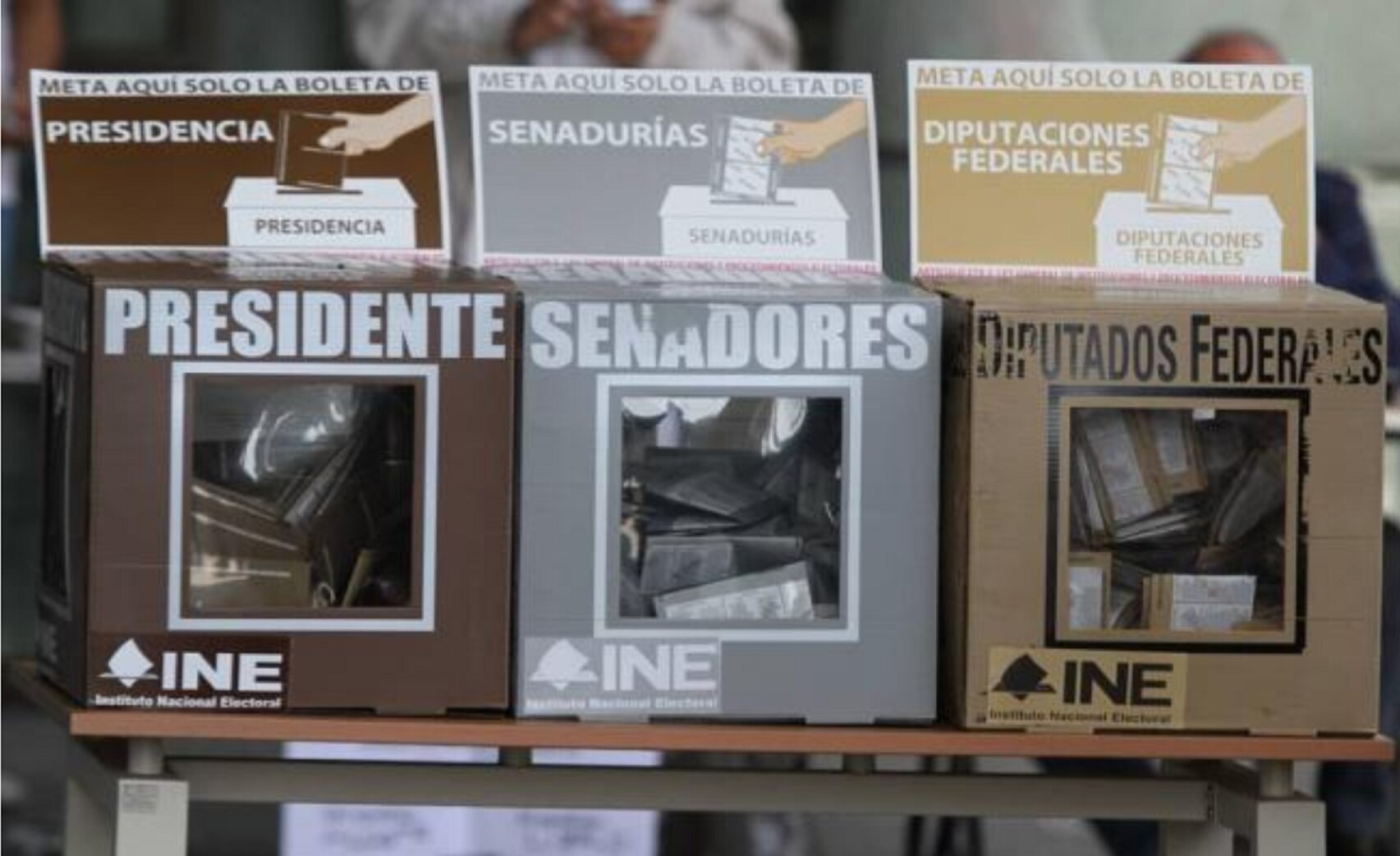 Reportan robo de urnas en tres casillas de Puebla