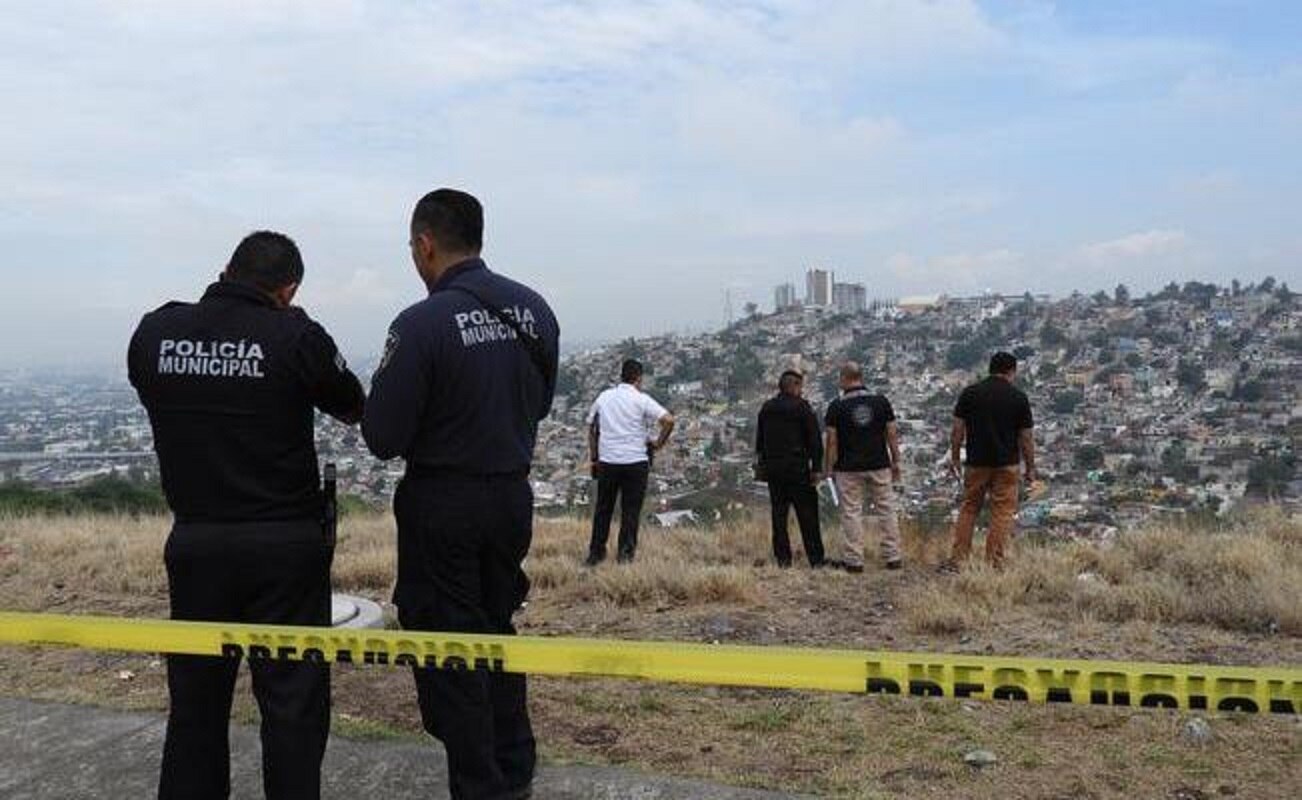 La Secretaría de Seguridad explicó que el sujeto no obedeció las órdenes de los policías y ante una posible amenaza uno de ellos le disparó (LUIS RODRÍGUEZ. EL UNIVERSAL)