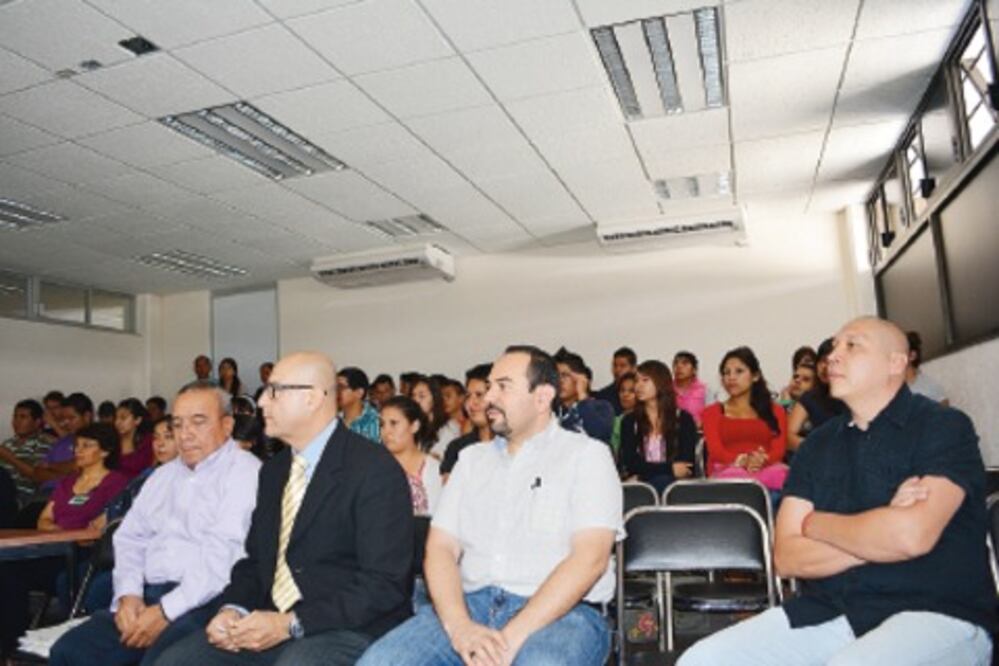 Participa la UTC en taller de vinculación
