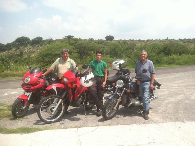 A recorrer el mundo con Isabella, su motocicleta