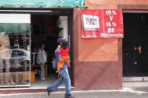 Sin aprobar reglamento comercial