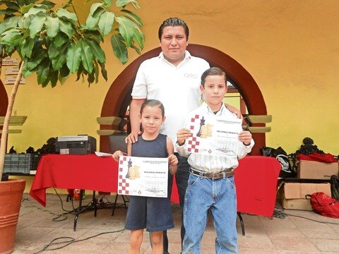 Hermanos Mejía, invitados especiales 