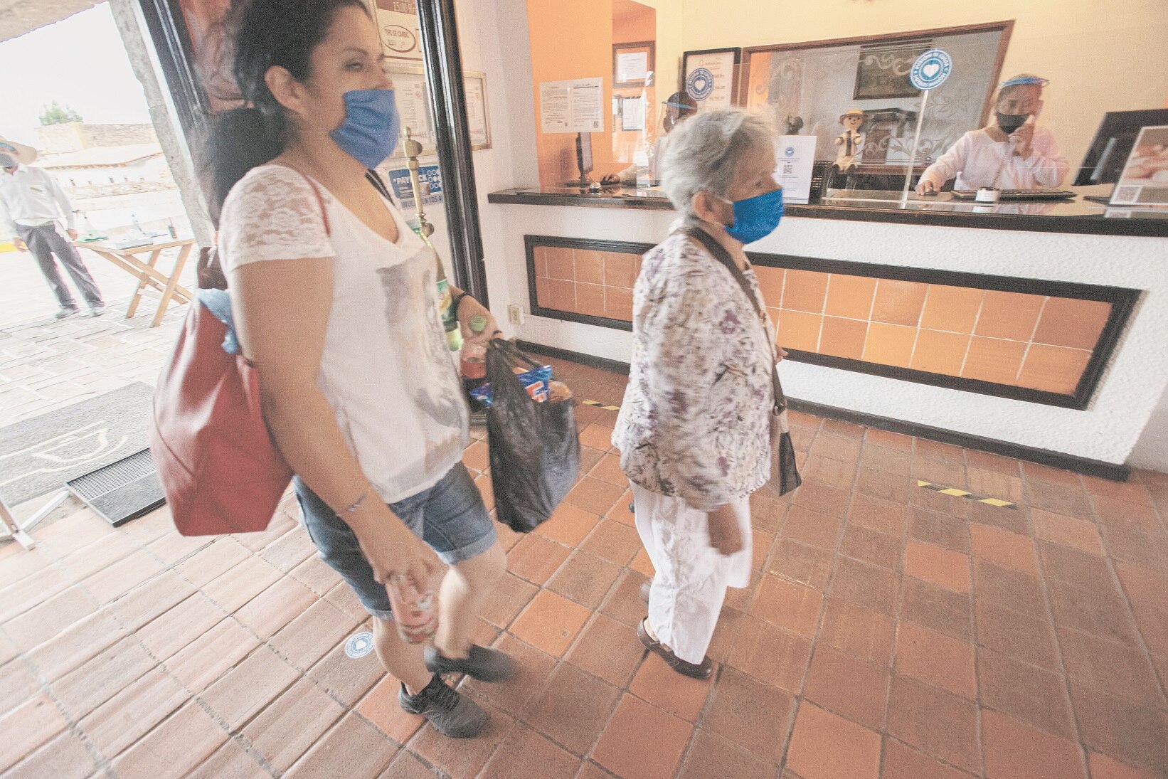 A pesar del semáforo verde, hoteles siguen si recibir turistas