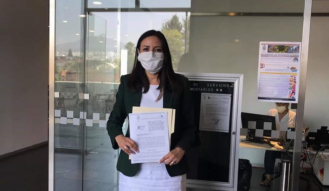 Morena busca parar contratos en la crisis