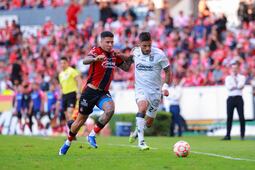 Empate sin goles entre Gallos Blancos de Querétaro y Atlas FC en el Jalisco