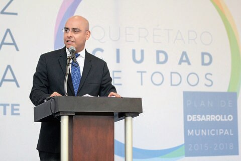 Descarta Aguilar Vega borrón y cuenta nueva