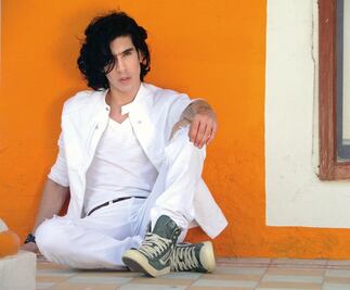 Andrés Cuervo  busca inspirar con su música