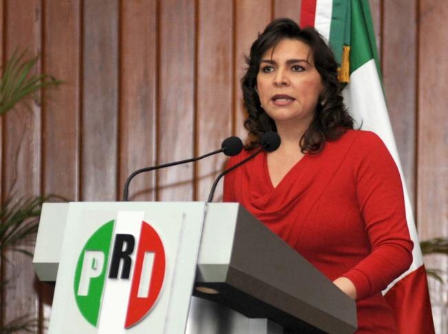 “Hay que acabar con el viejo PRI y unir bases”: Ivonne Ortega