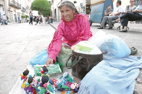 Nominada al Nobel, en el olvido, dice 