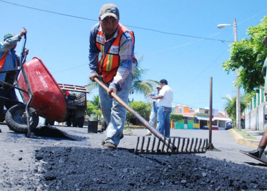 Avanza recolección de basura y bacheo en Corregidora