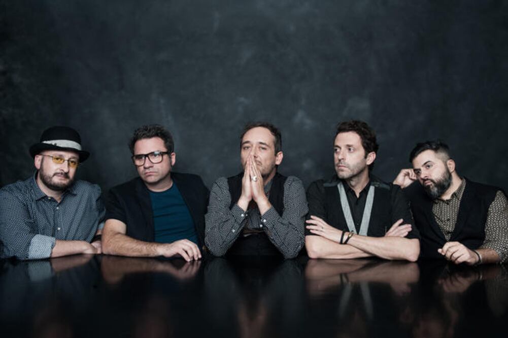 Mezclan sus canciones con un espectáculo de teatro (CORTESÍA)