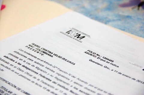 Complica INM  a colombiana regularizarse