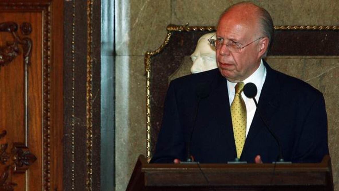 Pide Narro actuar contra barras violentas 