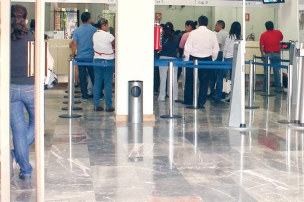 Cumple  ante  el SAT 95% 