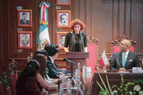 Logran acuerdos con embajadas