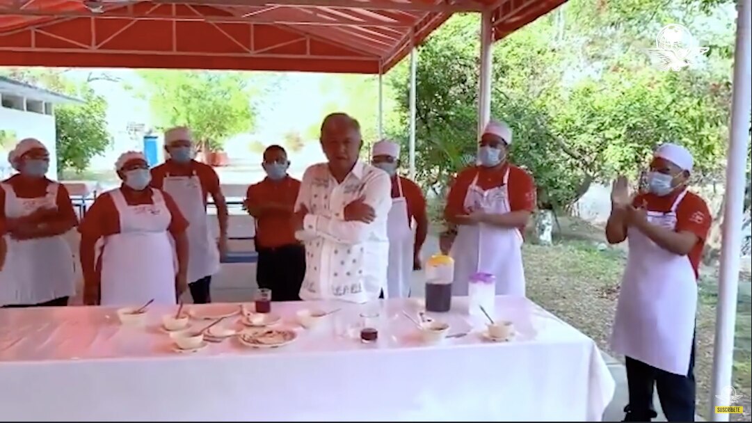 Presume AMLO que comió cecina en Morelos y no le quisieron cobrar