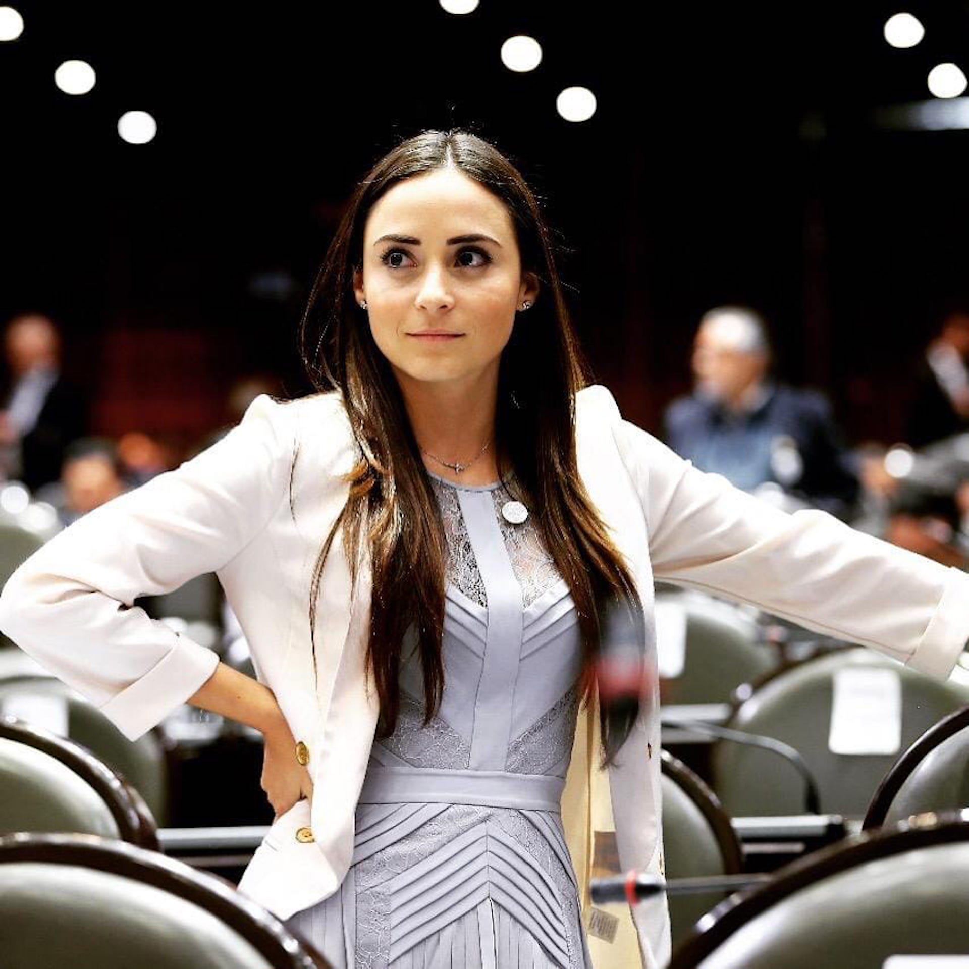 María Alemán busca "pelea" con el PAN; los denuncia por compra de votos