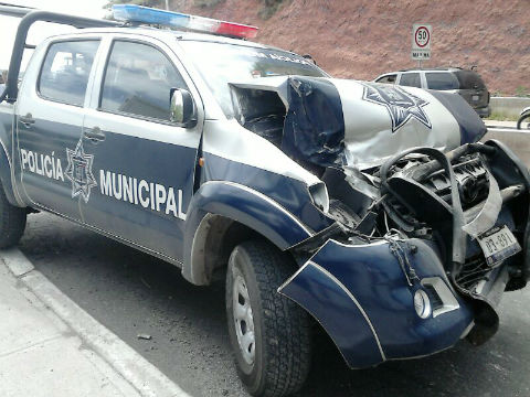 Choca Policía de El Marqués