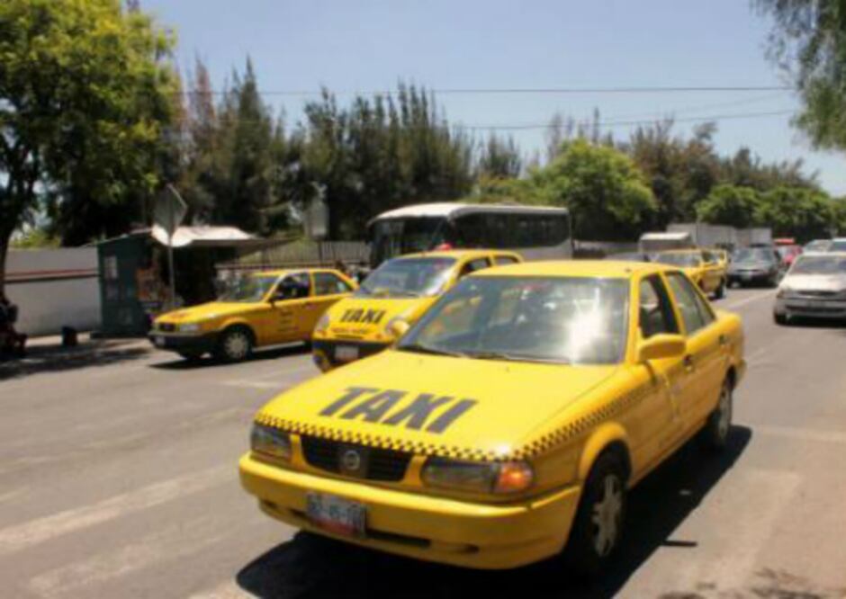 Ponen en marcha de taxi seguro