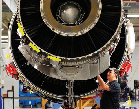 JCR atrae inversiones de GE y Tata