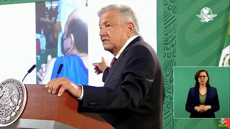 Pide AMLO investigar si error en vacuna fue montaje