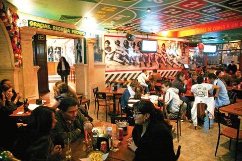 Regularizarán horario de antros en capital