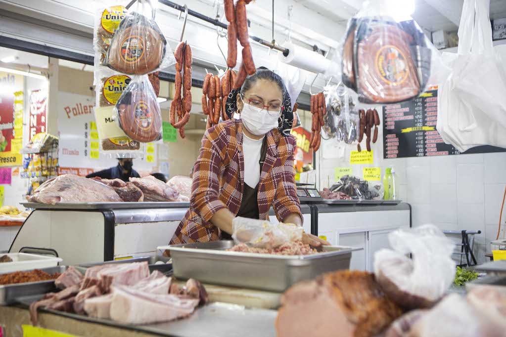 No alcanza para comprar carne de res y cerdo en Querétaro; caen ventas