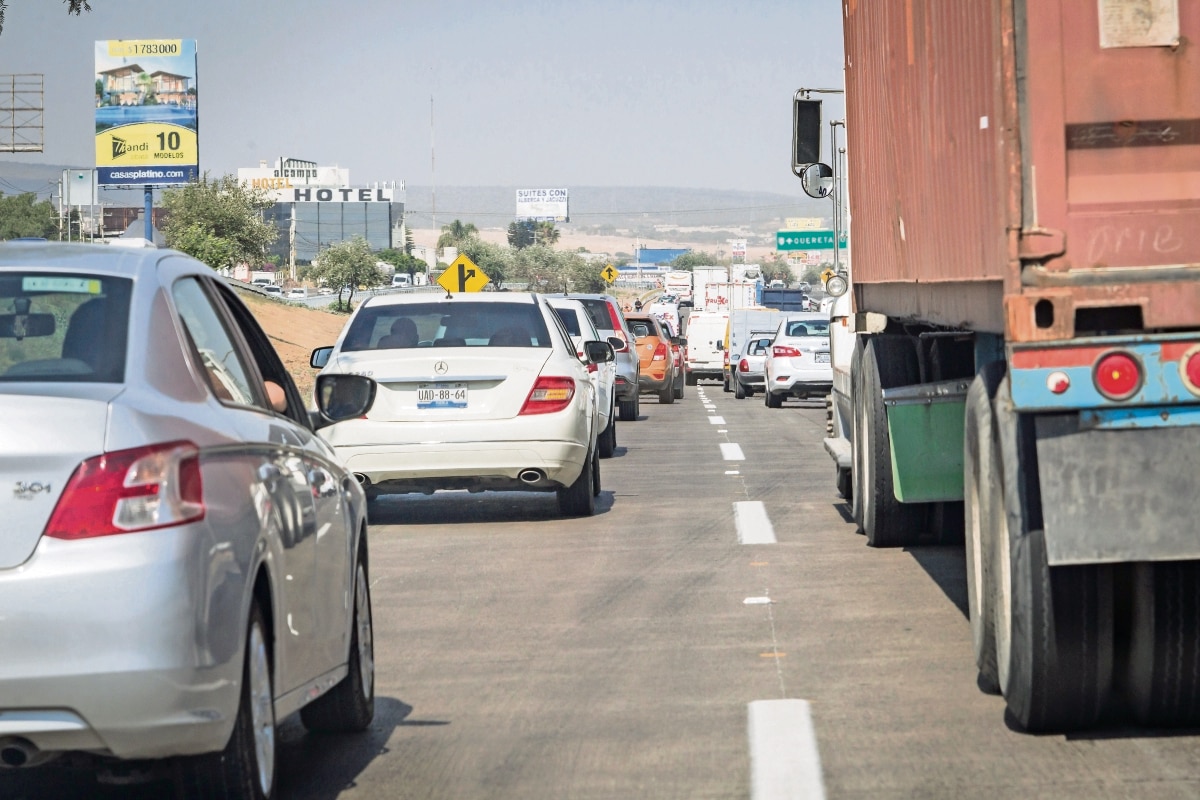 Hoy no circula en Querétaro, no afectaría a agencias de autos