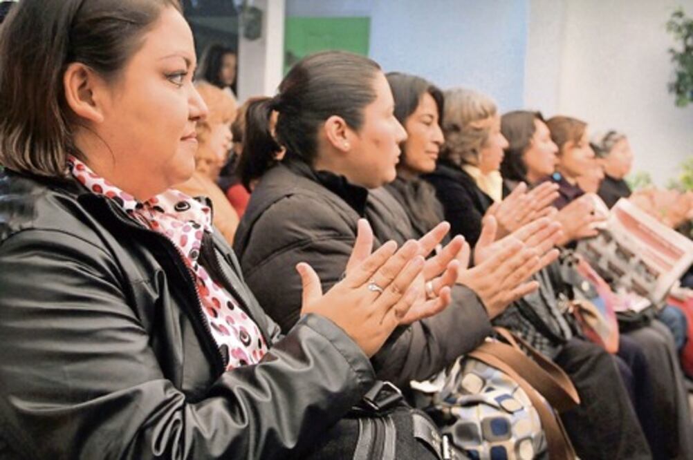 Capacitan a 9 mil mujeres en apertura de negocios
