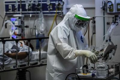 Supera estado 100 casos graves: Salud