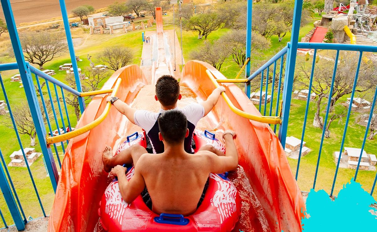 Balneario El Oasis en Querétaro: aguas termales y toboganes por 150 pesos. Foto: El Oasis