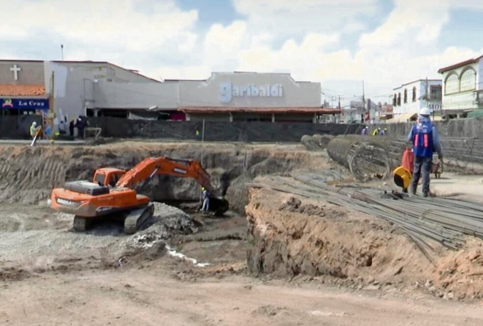 Estacionamiento del mercado “La Cruz” lleva  11%