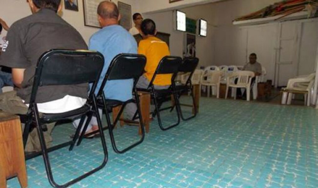 Proponen ley para regular centros de rehabilitación