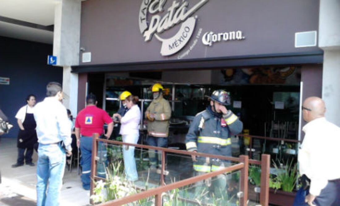 Flamazo en restaurante deja dos lesionado