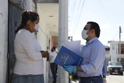 Entregan escrituras en Epigmenio González