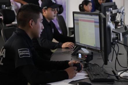 Seguridad Pública de Corregidora supervisa el control de telecomunicaciones del C4