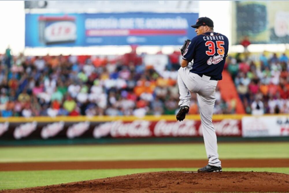 Comienza Serie Final, Tigres y Acereros