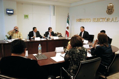 Consejeros acuden a reunión nacional