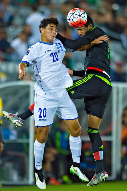El Tricolor se acerca a Río, pero titubea