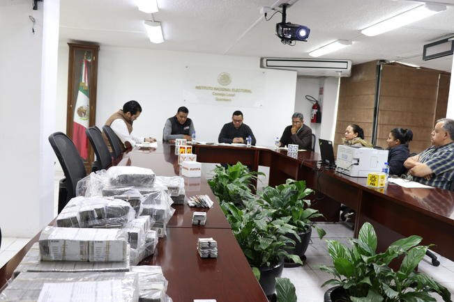 Inicia la entrega de credenciales sin sexo