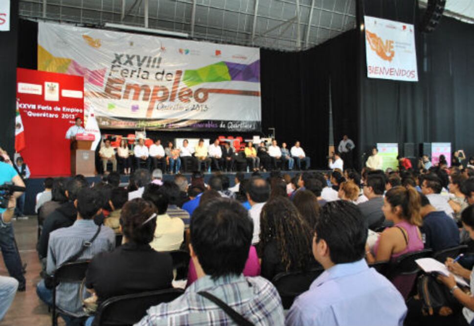 900 vacantes en Feria del Empleo