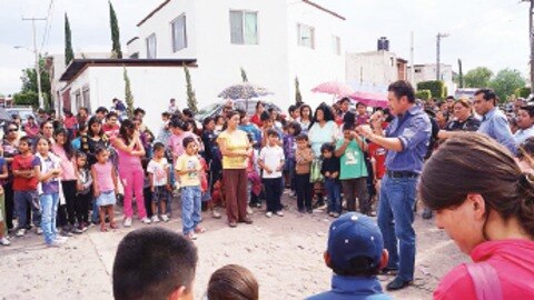 Visita Astudillo colonias de Corregidora