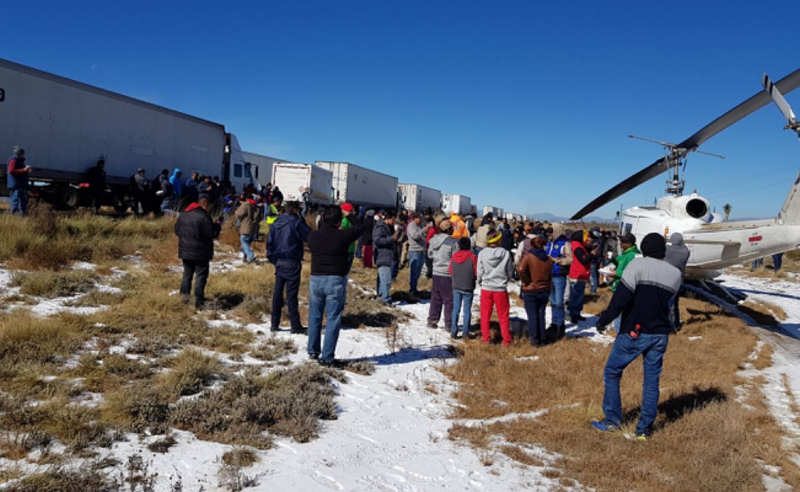 Nieve provoca filas de vehículos de 60 km entre Coahuila y Nuevo León