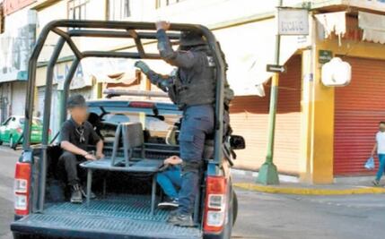 Por no usar cubrebocas, arrestan a 69 personas en Irapuato