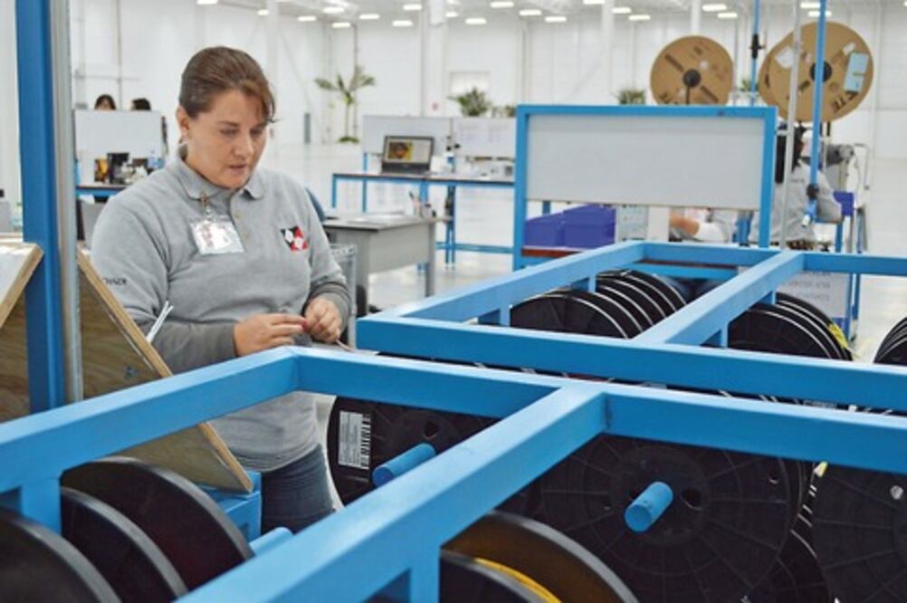 Más trabajadores ganan menos