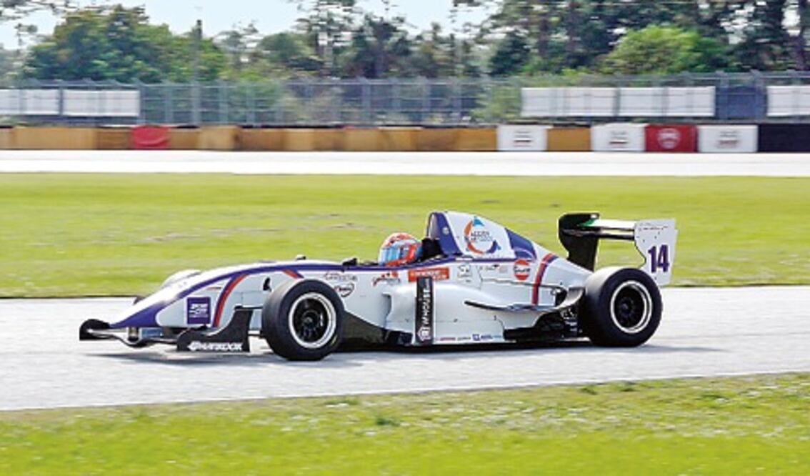 El queretano Muñoz, tercero en LATAM