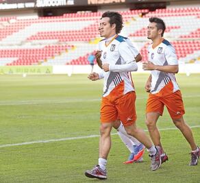 Los Gallos Blancos, sin un quinto